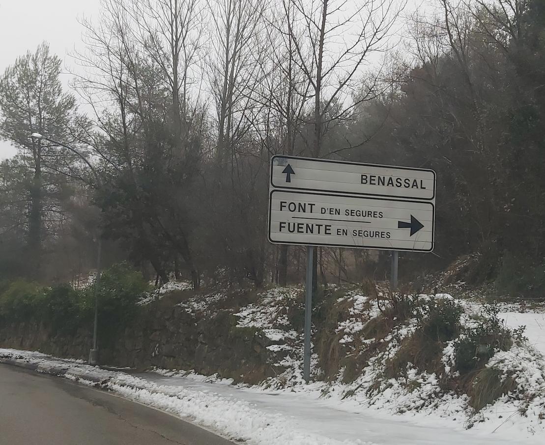 del_foc's tweet photo. Ya tenim una chicoteta enfarinadeta per estes montanyes del Maestrat. 😍❄️🏔️
#Culla #Benassal #FontdEnSegures https://t.co/NSWBHezI0A