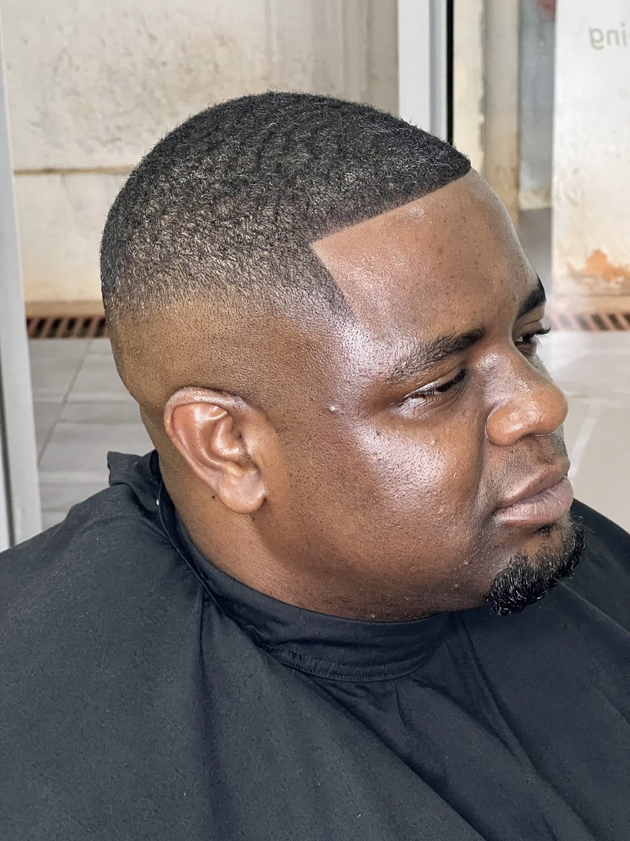 gentscorner1's tweet photo. Wednesday we loosen it a little….
The Gentleman’s corner barbershop 41 Churchill ave,Alexandra park harare.. https://t.co/H8uvHJ86wX