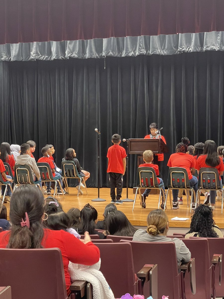 HillElemLMC's tweet photo. We’re so proud of our super @Hill_AISD Spelling Bee participant, Leonardo Phan. Great job, Leo! https://t.co/jiZlzyRrlt