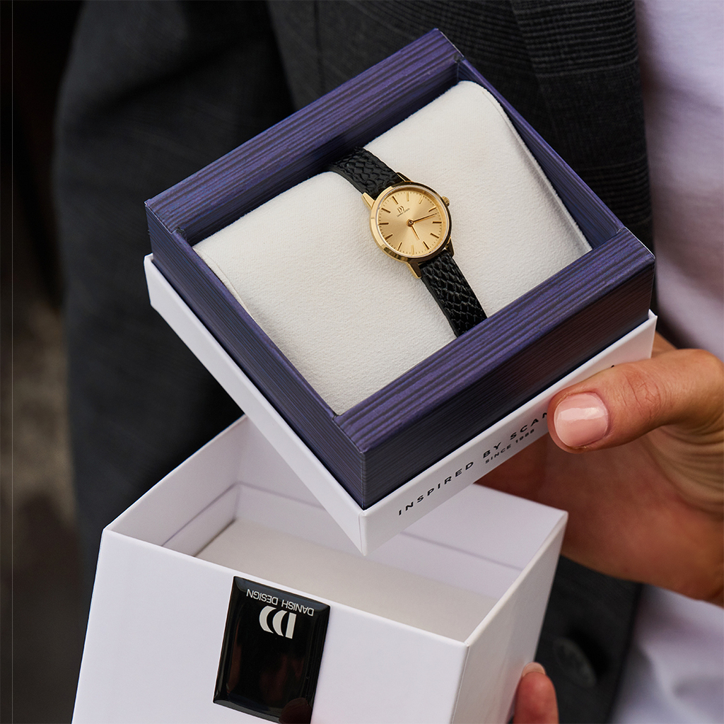 DANISH DESIGN tweet media