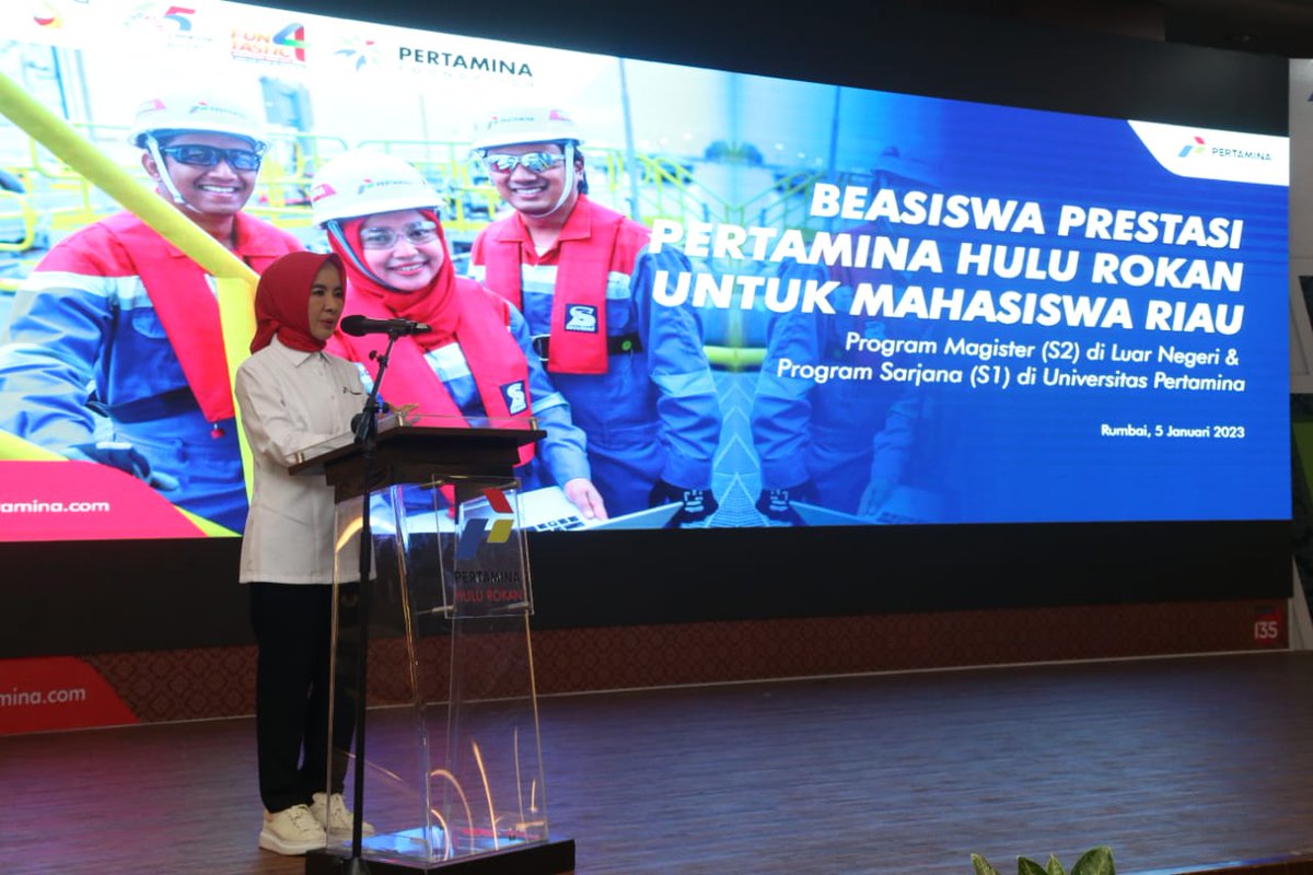 PertaminaPF's tweet photo. Melalui program ini, diharapkan teman-teman Riau yang terpilih nantinya bisa menerima pendidikan yang berkualitas. Sehingga bisa meningkatkan kapasitas dan kualitas SDM di Indonesia. https://t.co/kDEVWPj0et