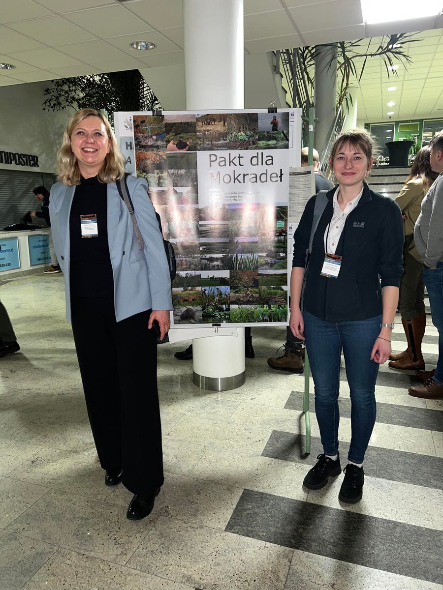 igsopas's tweet photo. Had a great #WorldWetlandsDay conference in the @BiolUW @UniWarszawski with @SandraSlowinska, @calliergon, Monika Czajkowska, @TestateTornado
Lots of discussions about protection, management, disturbances and future of wetlands! Thank you to organizers #CMOK #PaktDlaMokradeł https://t.co/7087HXr5yh