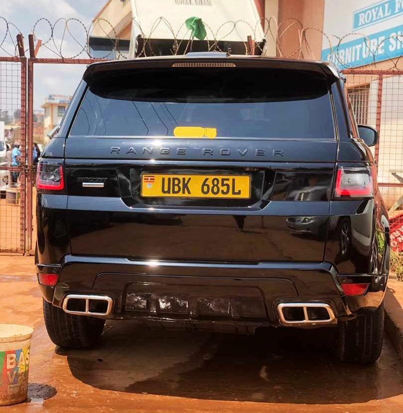 𝐃𝐫𝐢𝐯𝐞 𝐍𝐨𝐰 𝐔𝐠𝐚𝐧𝐝𝐚 on Twitter "Rover language speakers only 🔊."