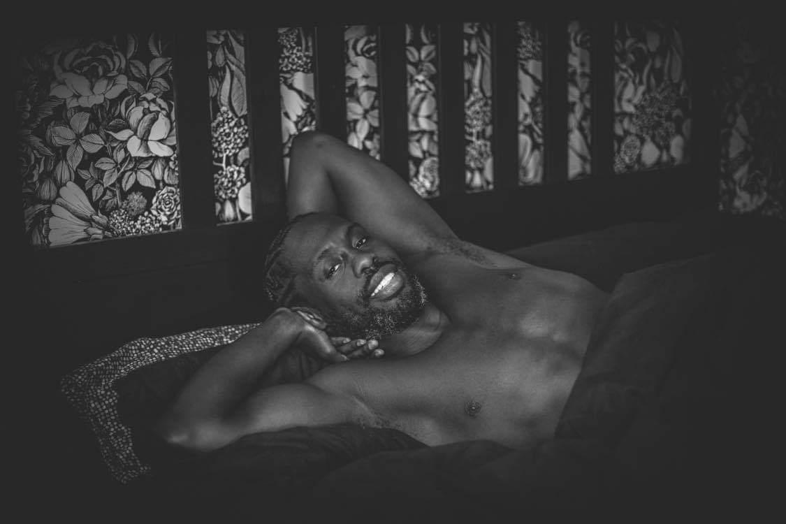 AaronPBergmann's tweet photo. Mornings with @kagedouglas
#aaronpbergmann #apb #apbphotography 
#blackmuscle #BlackGays https://t.co/UYetJcB9ih