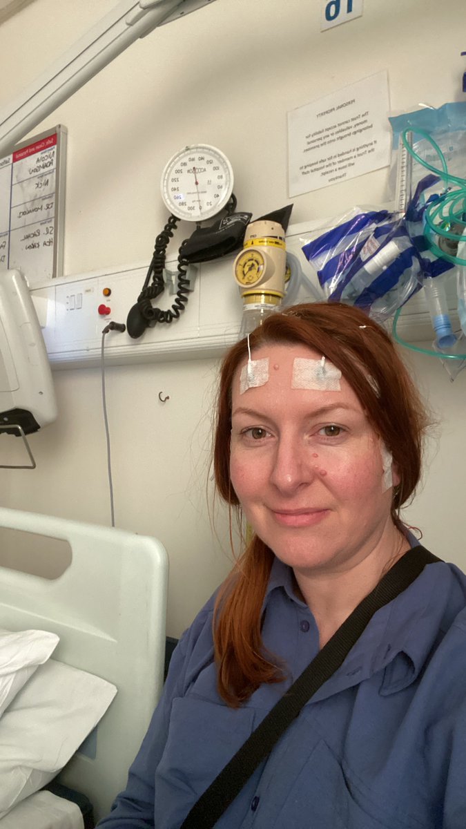 Purplewarrior56's tweet photo. So.. had a couple of focal seizures last night- don’t know yet if surface eeg detected them. Today v tired (av3hrs 😴 last 3 nights) and bad headache so not working on laptop #videoEEG @epilepsyaction @BrainAblaze https://t.co/ric5y2sfPO