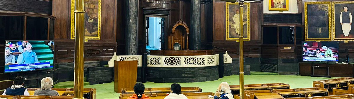 Jairam_Ramesh's tweet photo. At 5:15pm today. One of India's most famous actress on the right speaking in Rajya Sabha. India's most famous actor on the left speaking in the Lok Sabha. https://t.co/9JcRUEXNoL