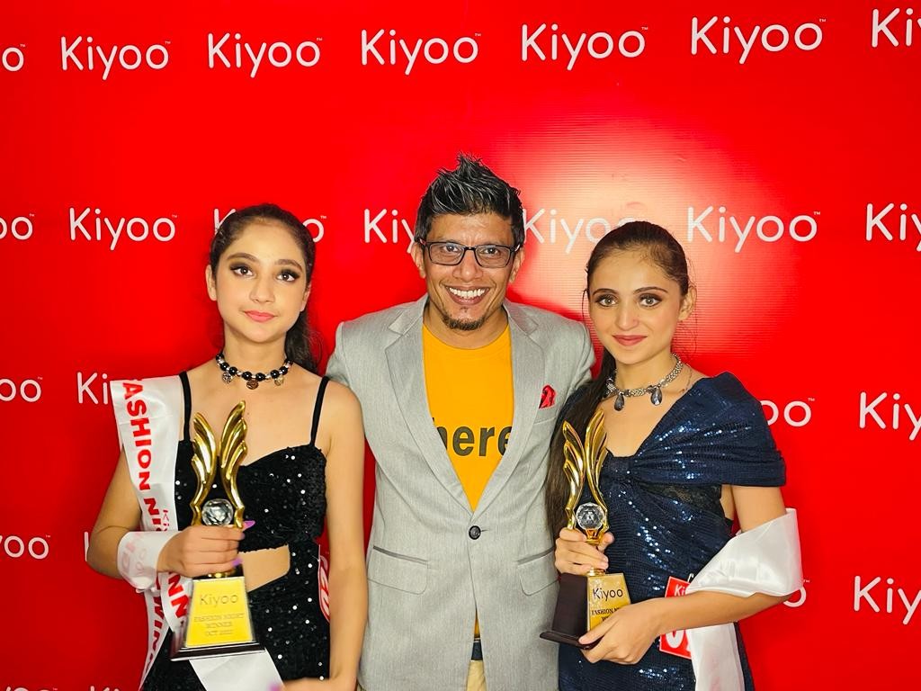 manishdev19771's tweet image. Work mode is always rocking on 😍😍