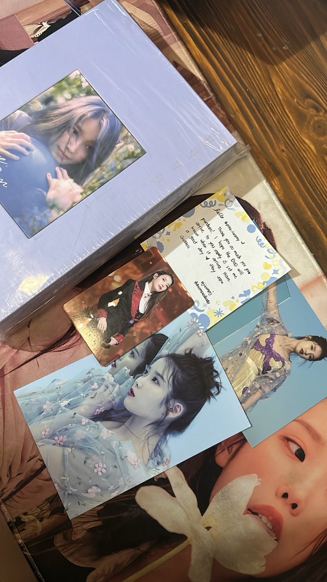 pau_iuaenarmy's tweet photo. my love poem dvd is home 💙 thank you for the sg ‘23 postcards @jieunpsj 😍 sobrang ganda 😊 

#dreamfeedbacks https://t.co/ZOZx4Yj4a3