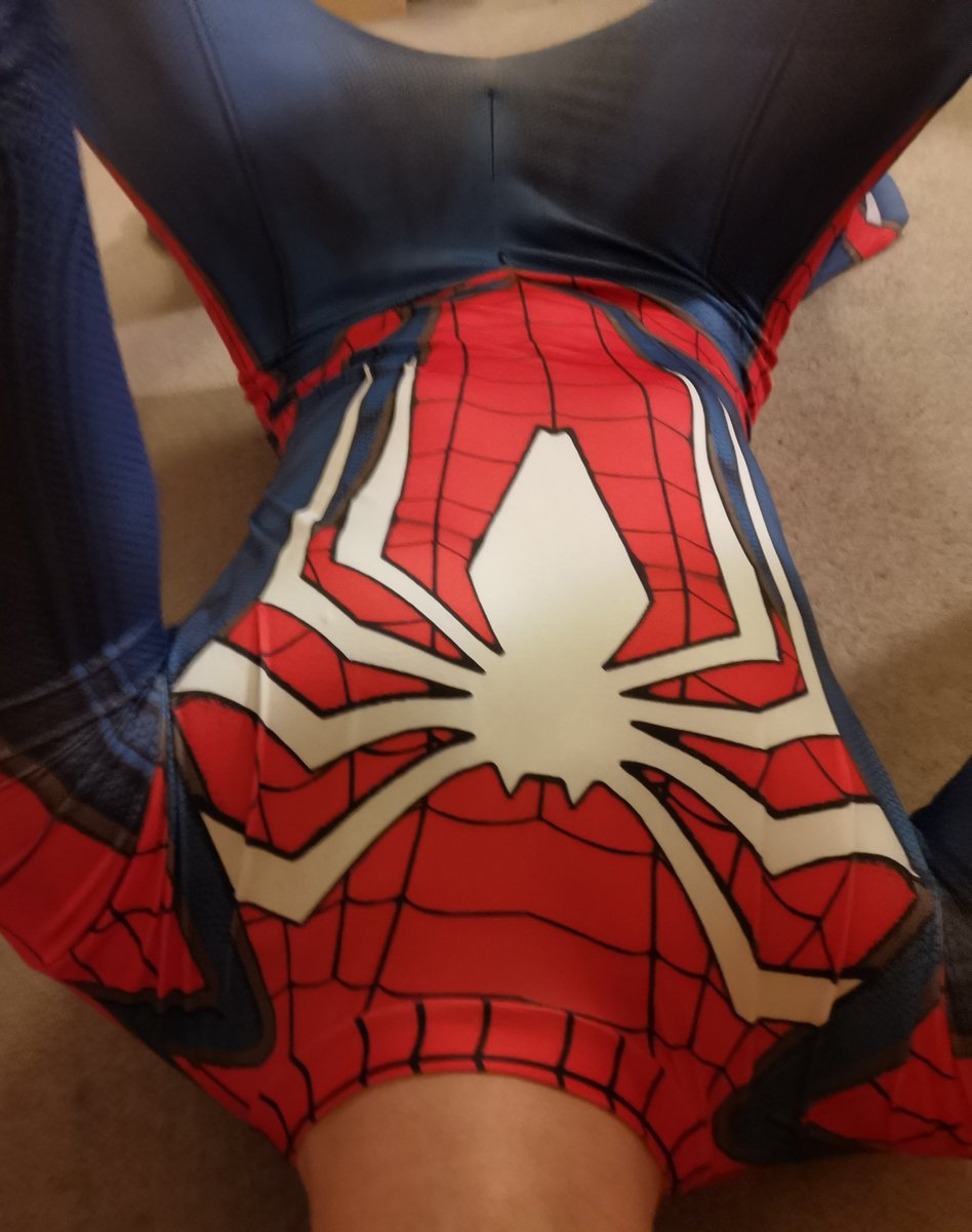 FitLad13's tweet photo. SpideyBoy🕷️🕸️ The front unzips... Just so you know 😏#gay #spiderman #spidey #bodysuit #lycra https://t.co/YKsgnHcd11