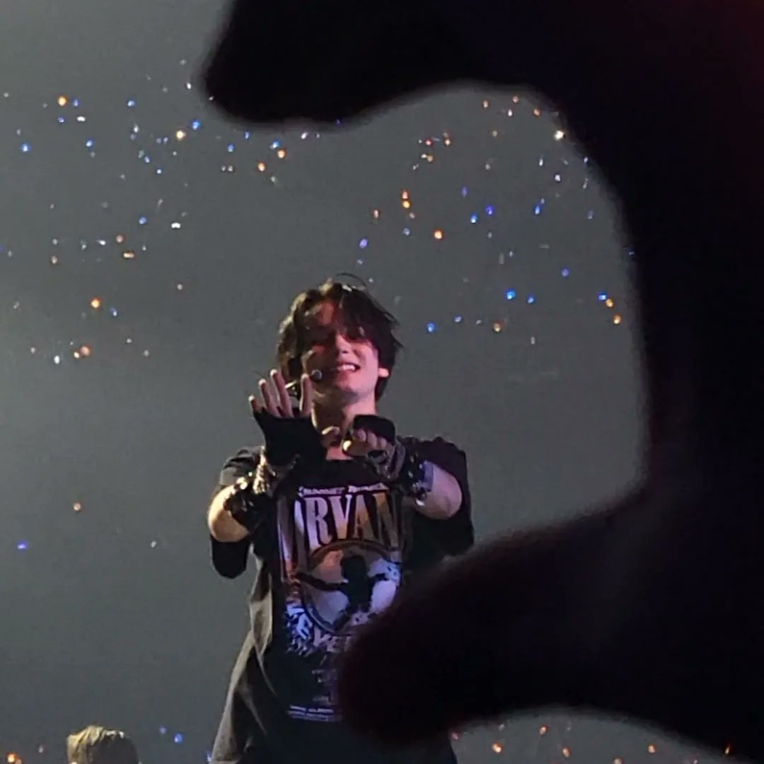 enhypendotcom's tweet photo. share q lang stays,, this is my view nung #ACTLOVESICKMNL royalty B, my qn was 463! If you're planning to go for royalty standing I say go na, super worth it and high chances pa na magkaroon ka ng interactions w ur idols<3

#ManiacTourinManila 
#MANIACinMANILA https://t.co/VKDfP6xt7T