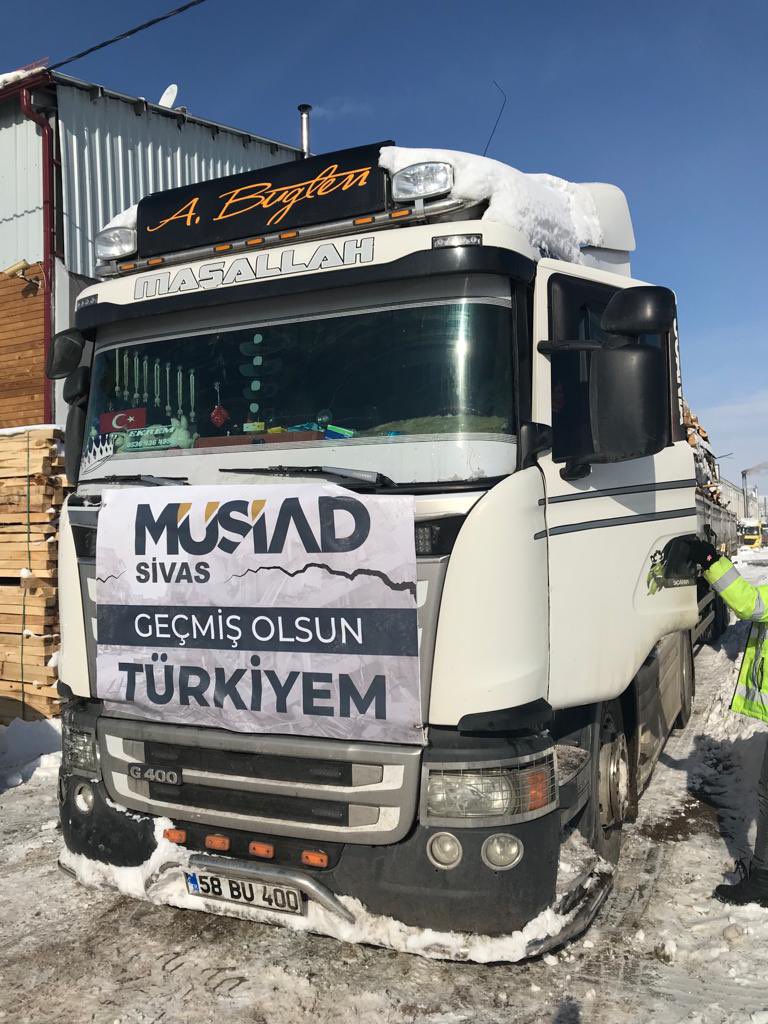 <a href="/MUSIADSivas/">MÜSİAD Sivas </a> şubemiz olarak, #soba #Yakacak #battaniye yüklü 13. aracımızı dualarla #Malatya #Merkez’e uğurladık. 

Yolu açık olsun.

<a href="/MahmutAsmali/">Mahmut Asmalı</a> <a href="/GorgenUgur/">Uğur Görgen</a> <a href="/sivasvaliligi/">Sivas Valiliği</a> <a href="/musiad/">MÜSİAD</a> #Malatya #merkez