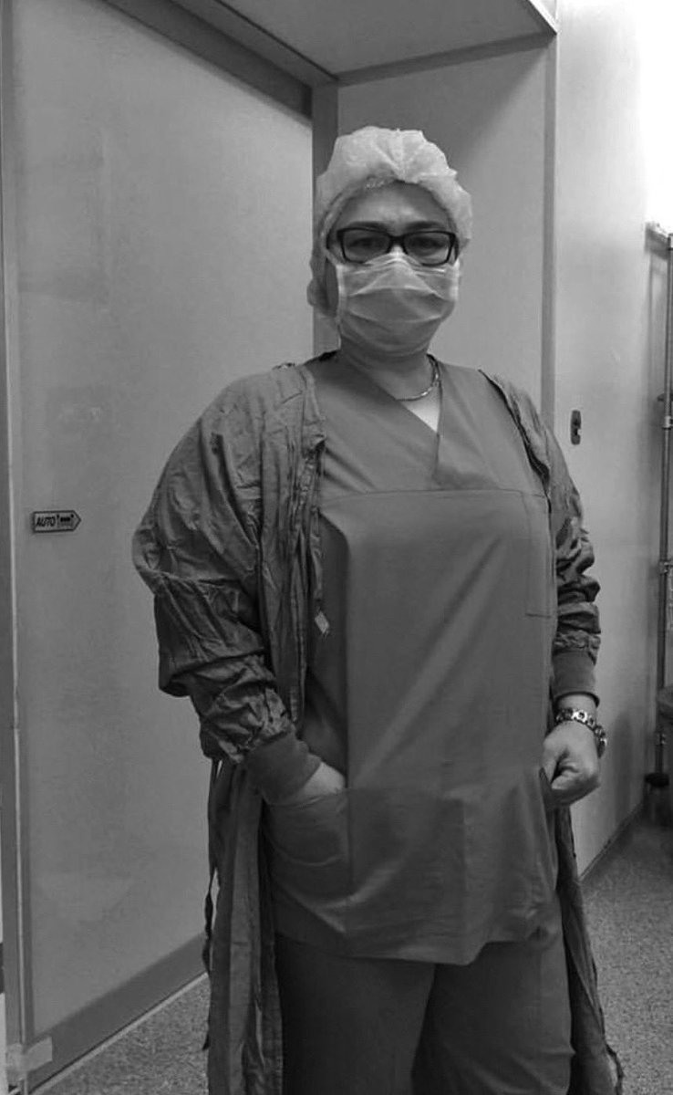 Tülin ablam,her misafirliğe gelişinde hangi tüylü kalem geldi acaba diye koşarak açtığım kapıları hiç unutmıcam. Nice insana nefes oldun meslek hayatında,yattığın yer incitmesin
Prof.Dr.Tülin Durgun Yetim