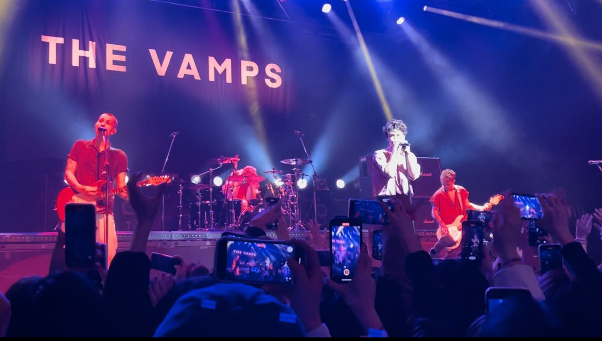 dir_ziall94's tweet photo. めちゃ楽しかった〜（ ;  ; ）🫶
@TheVampsband @TheVampsBrad @TheVampsCon @TheVampsJames @TheVampsTristan https://t.co/MmmhACQWlT