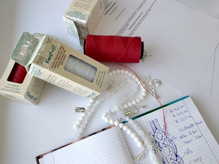 Macramevsshop's tweet image. Așa încep poveștile de primăvară în atelierul macrameboutiquevsshop.....cu fir și accesorii de înaltă calitate,pietre semiprețioase ireal de frumoase ce vin însoțite de certificat de calitate....zi minunată să aveți, vă așteptăm să vedeți poveștile de primăvară! ❤️❤️❤️