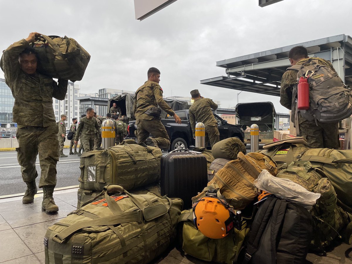 Kerem Bürsin Philippines (Fan Page) 🇵🇭✨ (@kerem_bursinph) on Twitter photo Soldiers, rescuers and other members of the 85-person Philippine search rescue contingent to Turkey arrive at the Ninoy Aquino International Airport Terminal 3 for their flight to the quake-hit nation. | via <a href="/ABSCBNNews/">ABS-CBN News</a> 🙏🏻🇵🇭💯🤍 Soldiers, rescuers and other members of the 85-person Philippine search rescue contingent to Turkey arrive at the Ninoy Aquino International Airport Terminal 3 for their flight to the quake-hit nation. | via <a href="/ABSCBNNews/">ABS-CBN News</a> 🙏🏻🇵🇭💯🤍