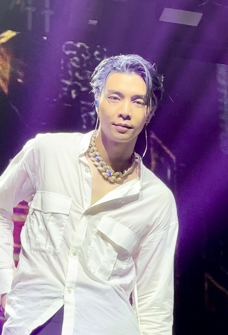 Americanosuh's tweet photo. HAPPY BIRTHDAY CHI BOY, JOHNNY SUH

#TimeToSUHlebrate
#온세상이_컬러풀_쟈니데이
#HAPPYJOHNNYDAY https://t.co/4u9rv5ikwf