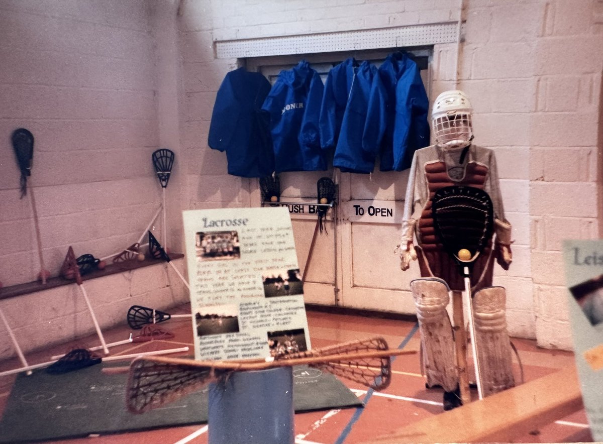 Meoncross School tweet media