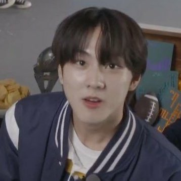 sjypouts's tweet photo. jungwon being enhypen’s baby — a devastating thread ♡ https://t.co/yGTF7qDn71