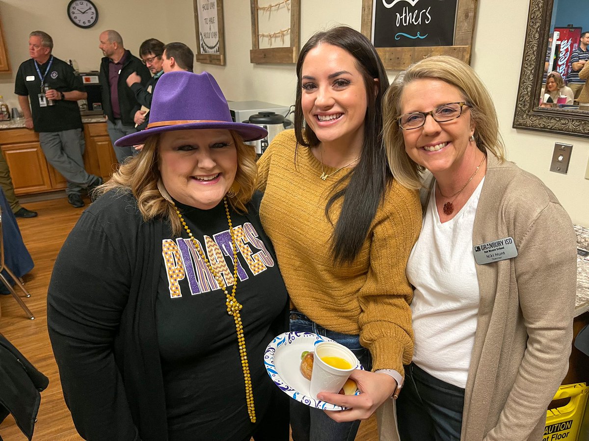 Granbury ISD on Twitter "Granbury ISD school board trustees gathered