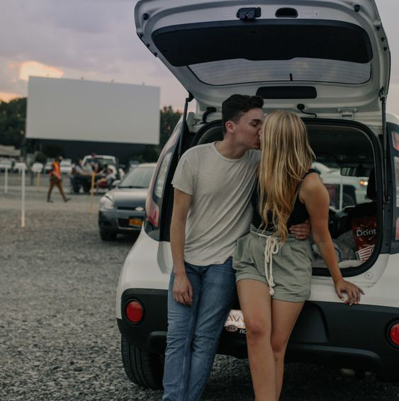 driveavva's tweet photo. Last minute V-day date idea? Drive in movie 😎🚘
Cars are kind of our thing… need a ride? ➡️ https://t.co/Cm44leA98D
#DriveAVVA #NewCar #CarGoals #DallasLife #ValentinesDay https://t.co/0shnS2NOaC