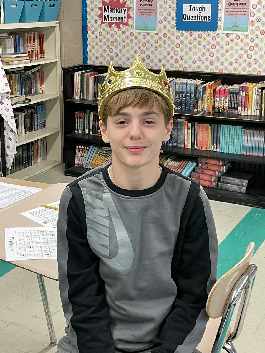 mbthigpen's tweet photo. King and Queen of health class today! Given for excellent class participation! @MrMcMahonCHS1 @MrWilliamsCHS1 https://t.co/mQsTBvkWds