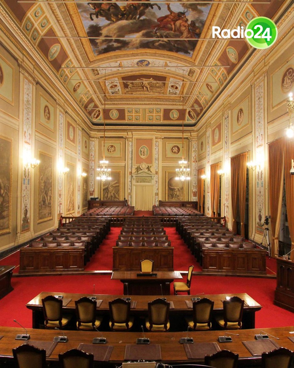 24Mattino's tweet photo. L'Assemblea regionale siciliana approva un aumento per i deputati di 900 euro al mese

🗣️Ne parliamo con @a_cracolici, parlamentare regionale del Pd e presidente della Commissione regionale Antimafia

STREAMING▶️https://t.co/zDR0GgyNp0 https://t.co/rw4JttSM3g