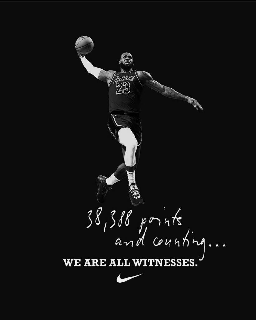 bradchristopher's tweet photo. Congrats LeBron for an absolutely monstrous achievement 👏 #alltimepointsleader #kingjames👑 https://t.co/omBFWpz2zE