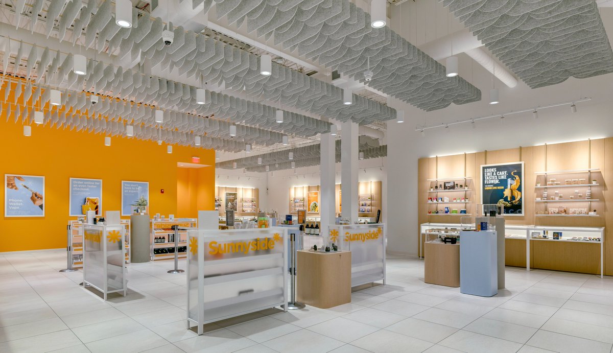 crescolabs's tweet photo. We've expanded our retail footprint to 57 nationwide stores with our 11th Pennsylvania Sunnyside opening in Erie. Here's a look inside our new location. Read more: https://t.co/mtJEhfYvJG https://t.co/hMNhcK8tzO