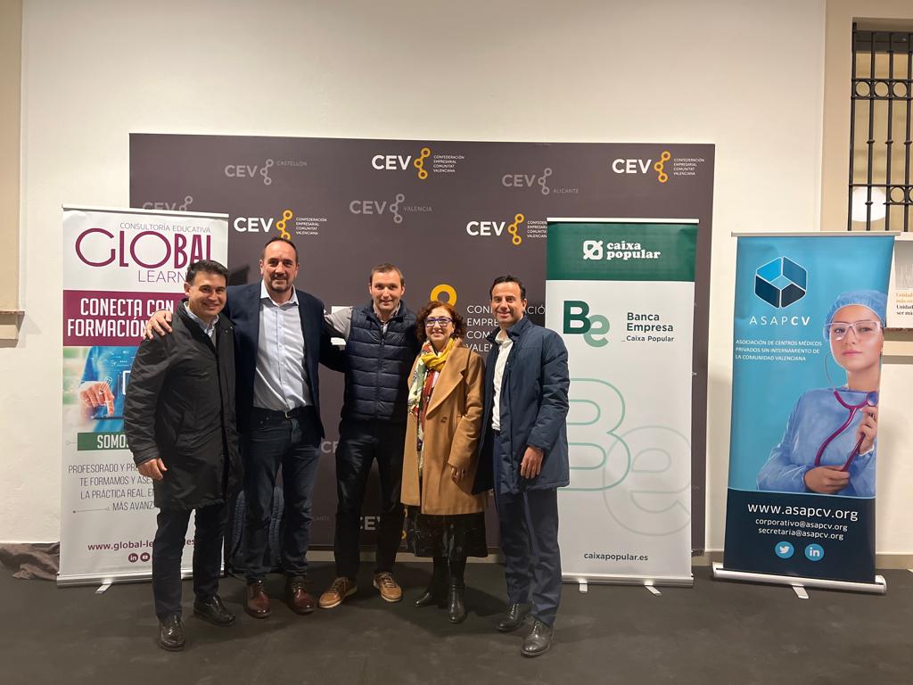 Glb_Learning's tweet photo. 📍Jornada #formación en #ASAPCV | La semana pasada celebramos una sesión formativa donde Ismael Olea, formador de Global Learning, impartió la ponencia “Estrategias de Marketing y ventas en los servicios sanitarios”
#consultoria #marketingyventas #marketing #ventas #GL https://t.co/bGo5aPjCwp