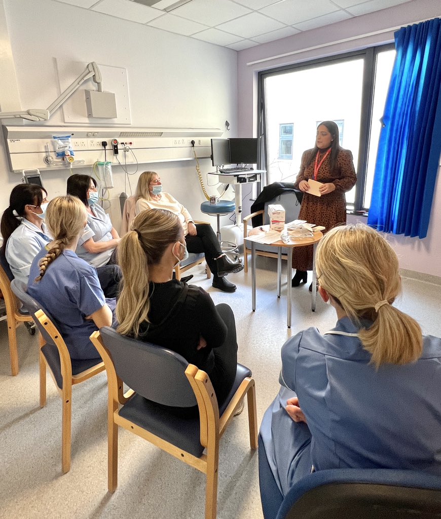 An amazing training opportunity today with the introduction of the Prineo Dermabond dressing for our arthroplasty patients. Only the best for my patients @JNJMedTechUKI <a href="/JBNewmanKnees/">James Newman</a> <a href="/aaronbyng/">aaron ng</a> @DosMyht <a href="/MYQualityImpro1/">MYQ&STeam</a> @MYPatientExper1