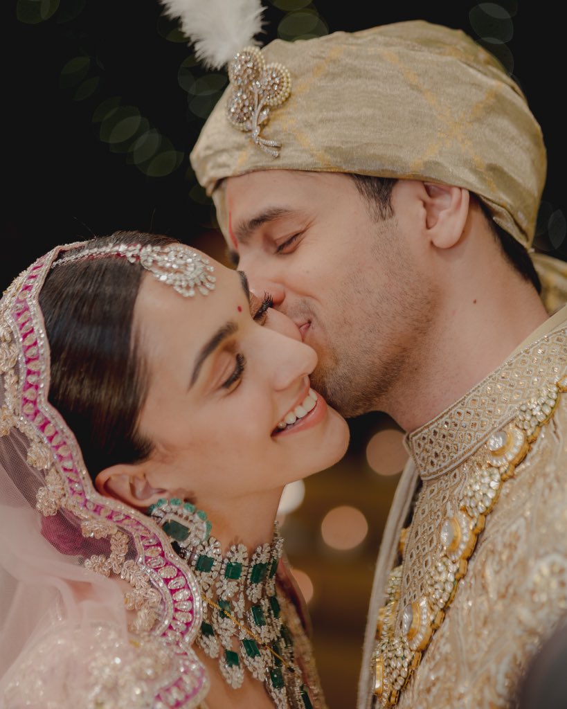 screen_image's tweet image. Kiara Advani #kiaraadvaniwedding #KiaraAdvani #SidharthMalhotra #SidharthKiaraWedding
