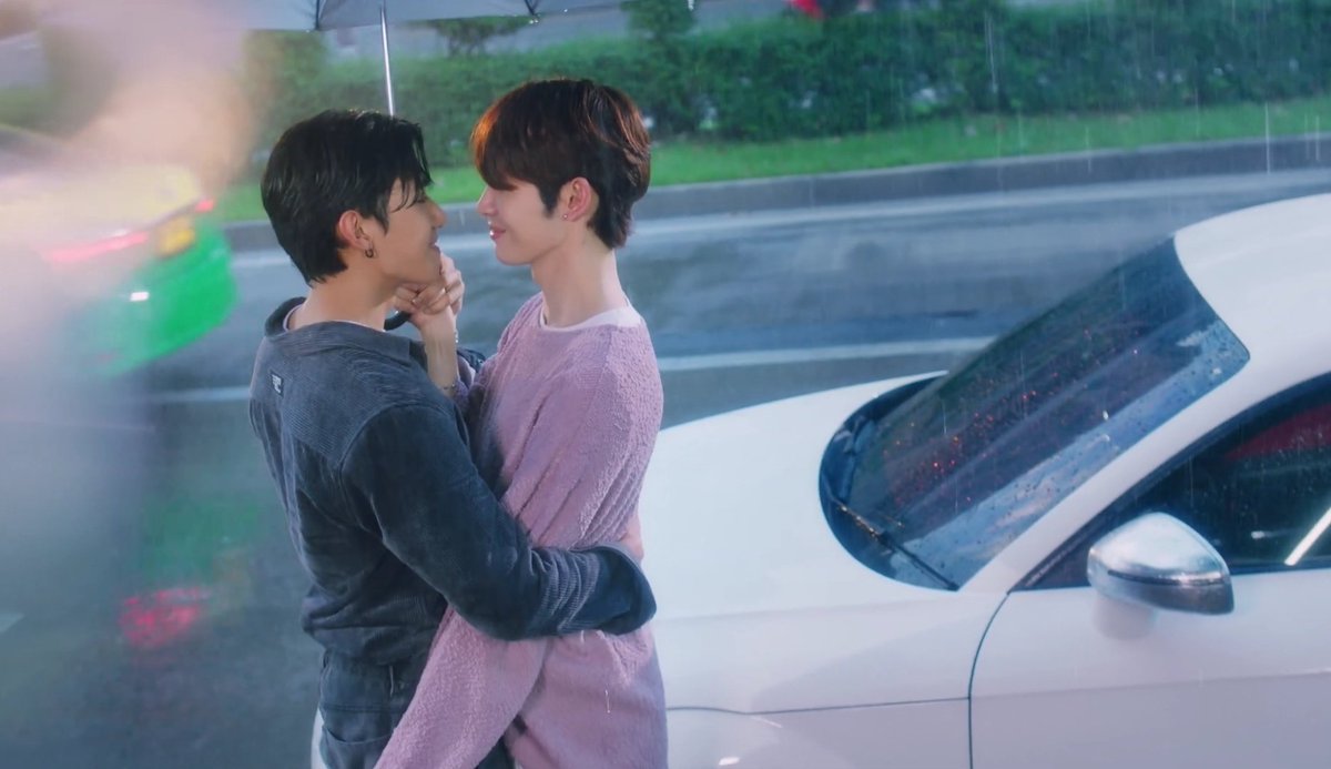 twtjamessu's tweet photo. kinguea                              also       
                                         kinguea

Trailer Bed Friend
#ตัวอย่างอย่าเล่นกับอนล https://t.co/cN4W2BKoYI
