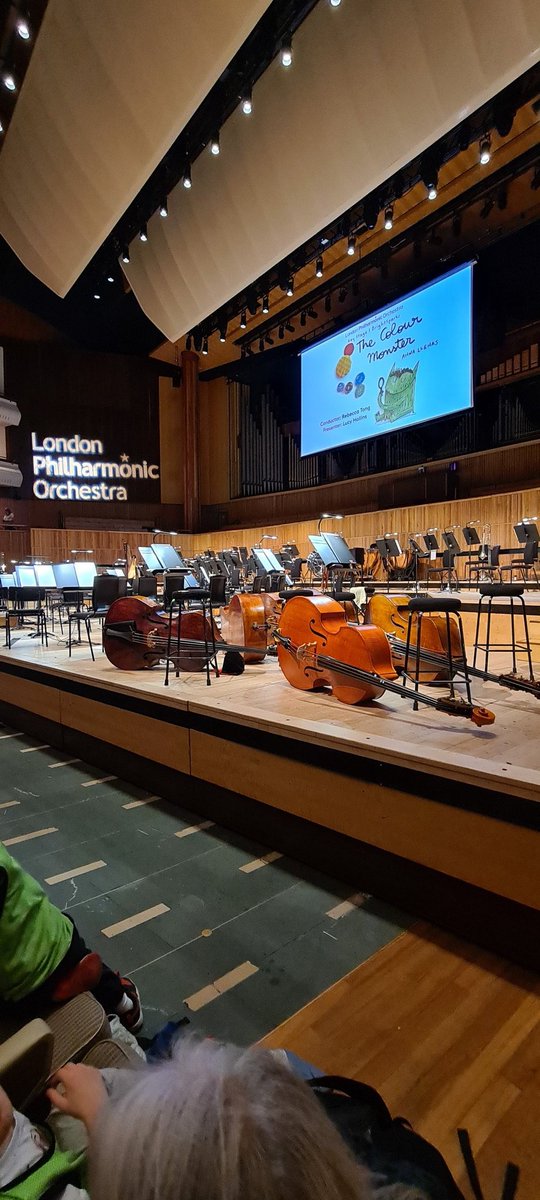 HenryMaynardE17's tweet photo. Year 2 have front row seats at the Brightsparks concert at the @southbankcentre
#TeamMaynard https://t.co/RY5djDoto4