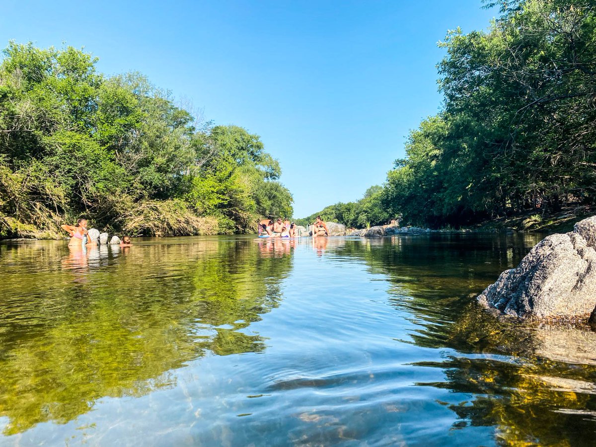 TurismoStaRosa's tweet photo. Está chequeado el color del agua? 😍
Nuestro Río más lindo que nunca <3
#DondeSiempreVolves
@turismocba https://t.co/xxMux6HR8n