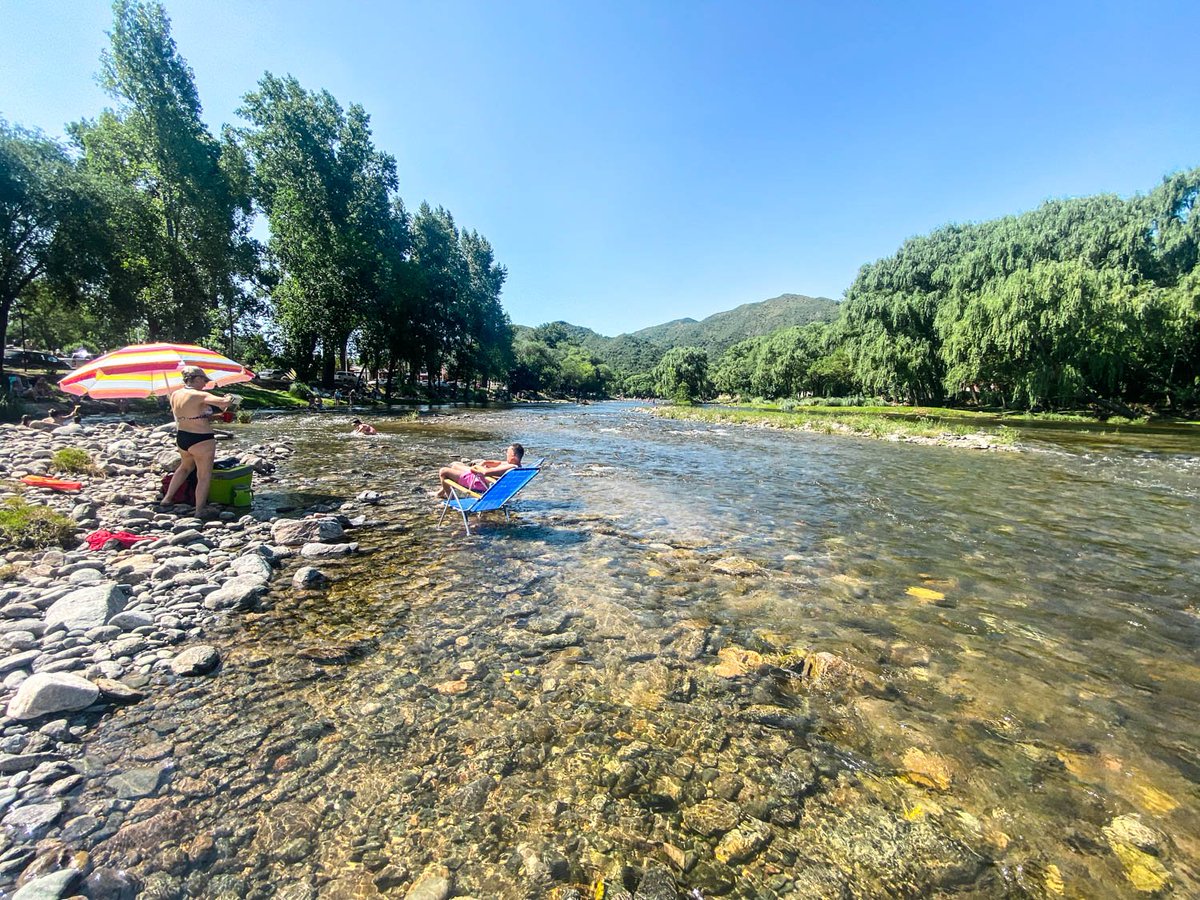 TurismoStaRosa's tweet photo. Está chequeado el color del agua? 😍
Nuestro Río más lindo que nunca <3
#DondeSiempreVolves
@turismocba https://t.co/xxMux6HR8n