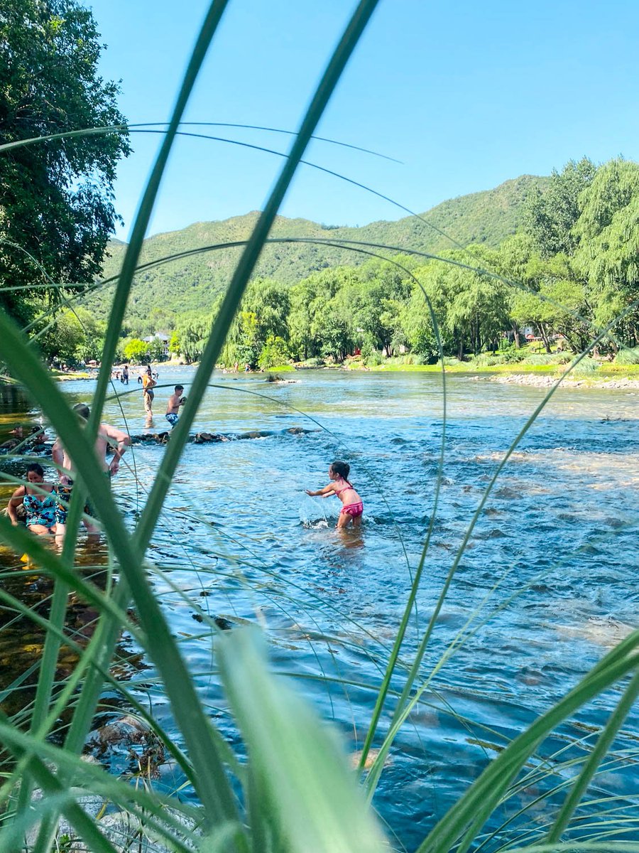 TurismoStaRosa's tweet photo. Está chequeado el color del agua? 😍
Nuestro Río más lindo que nunca <3
#DondeSiempreVolves
@turismocba https://t.co/xxMux6HR8n