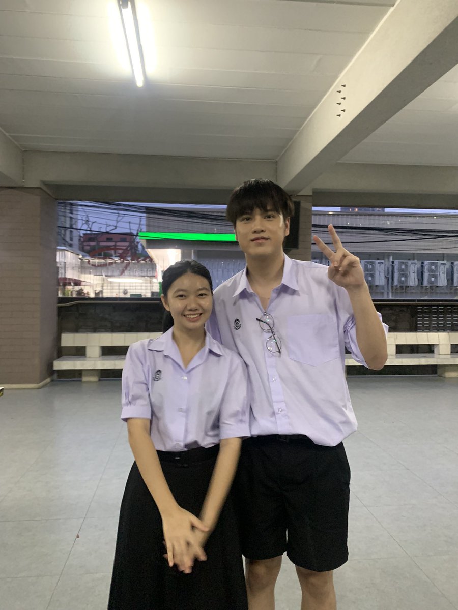 maynaarpa's tweet photo. ซีรี่ย์จบแต่รูปไม่จบ 
@ohmpawatt @marcmc_mc 

#หนังรักเรื่องที่แล้ว 
#10YearsTicket 
#10YearsTicketFinalEP #GMMTV 
#ohmpawat #marcmc https://t.co/A8SpY4uaWu