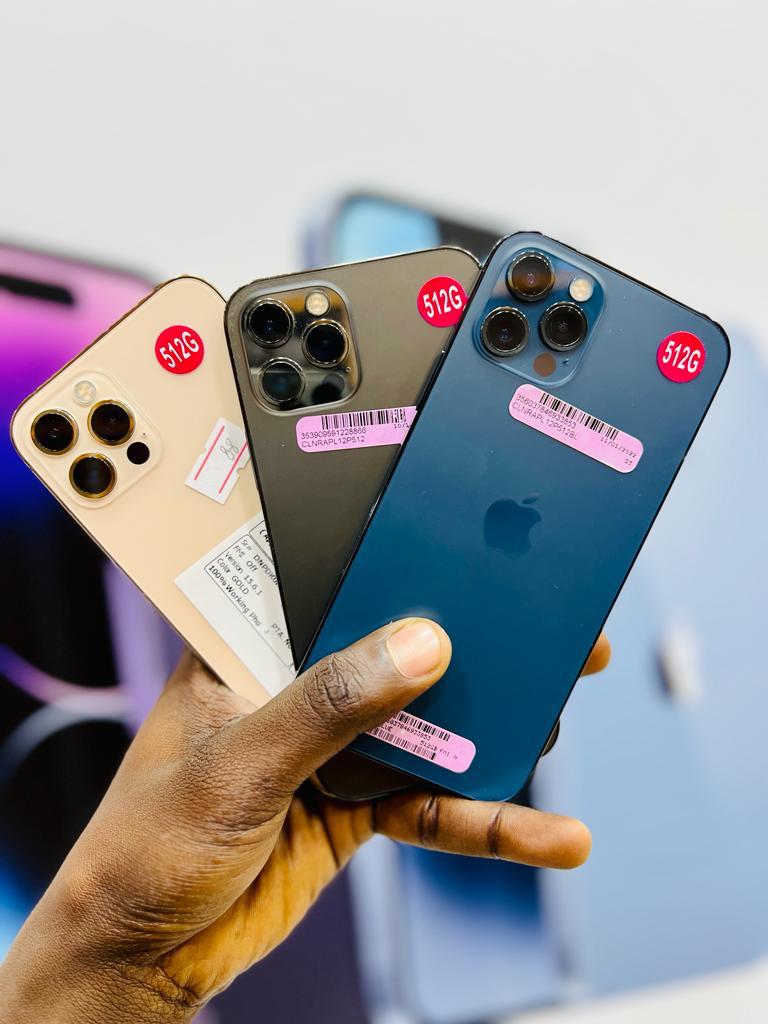 rayking02's tweet image. I&apos;m giving away 2 iPhone 7 plus 128GB to 2 random people who are;
1. Following and
2. Retweeting

IPhone deals from Dubai to Harare every Thursday WhatsApp chat.whatsapp.com/LMgNEWfAsVV4DV…