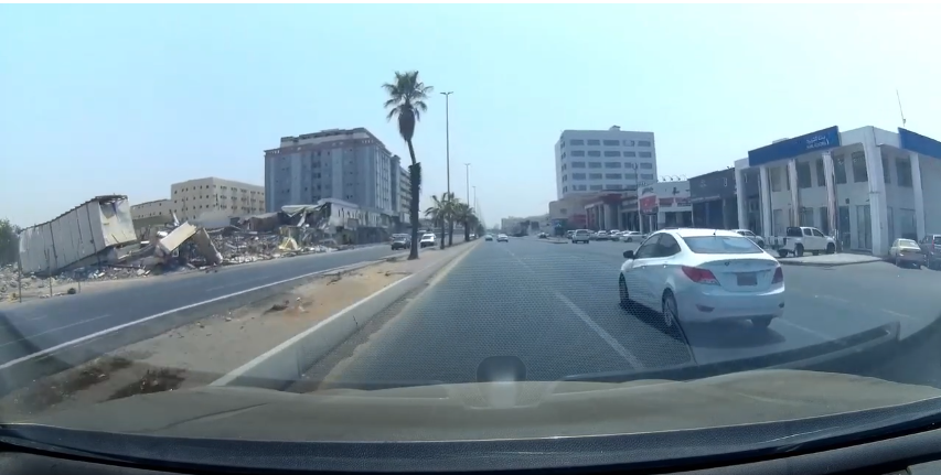 WhBlowers's tweet photo. Fact – The footage is from Old Makkah Road, Jeddah, Saudi Arabia, where a building was demolished.
Video link - https://t.co/PftUjS6sE4 https://t.co/uw09hyUoqz