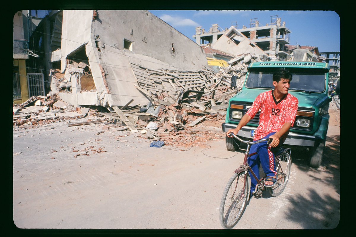riccardinouk's tweet photo. 1999. Earthquake in Turkey, the deadliest ever. They say ‘never again’. You can’t prevent nature’s fury. But you can avoid erecting decrepit constructions putting thousands of family at risk. Every collapsed building was built in recent years. And that is criminal #TurkeyQuake https://t.co/2LaxPcbM0f