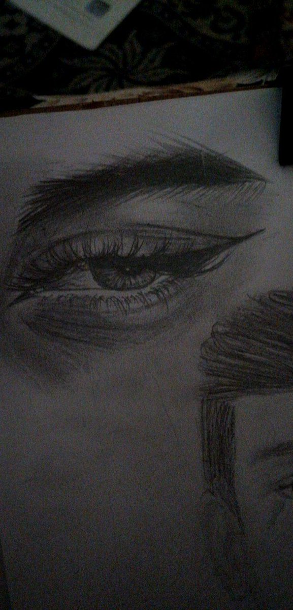 مو بالوَجه .. بگلوبنآ الخنگه .💔