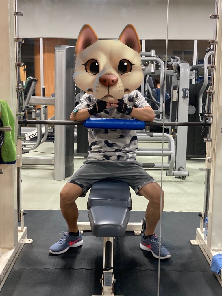 kintorepanman's tweet photo. 今日の筋トレ
ペンチプレス
40kg  10rep✖️3
50 kg  10rep✖️3
60kg  10rep✖️3
自重スクワッド　左脚　20rep✖️6
腹筋　10rep✖️3
腹斜筋　10rep✖️3
懸垂　15回
レッグプレス　10rep✖️3
レッグエクステンション
50kg 10rep✖️3
有酸素運動600kcal
サウナ5分 https://t.co/lR6Hs4ORb3