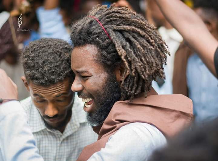 #درويش الله في الخلا من الله رايح راجي الله يجعلا💫💟💚