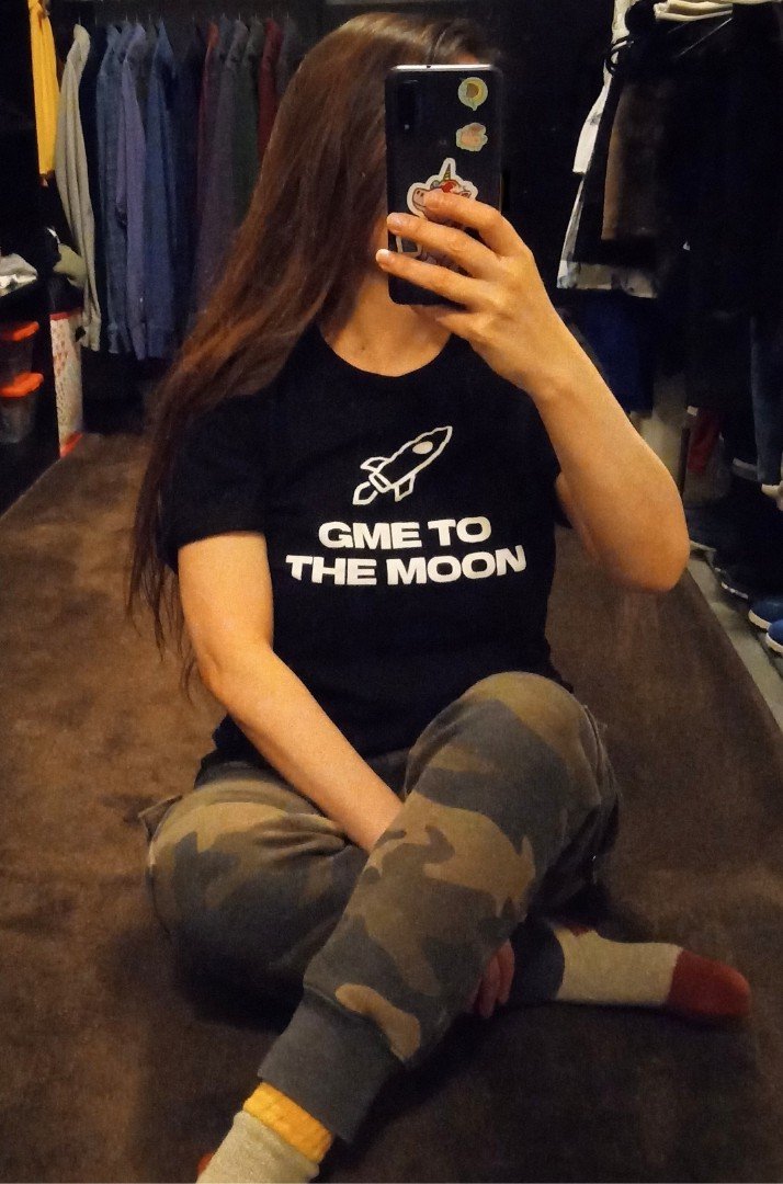 gmeposhpug's tweet photo. GME TO THE MOON 🏴‍☠️🎮🚀🌕
#GMErica $GME #LFG https://t.co/kTNOk4BJsx