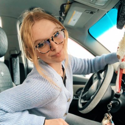 lysfost's tweet photo. #NewProfilePic
me and polly pocket against the world https://t.co/bwc64caNLc