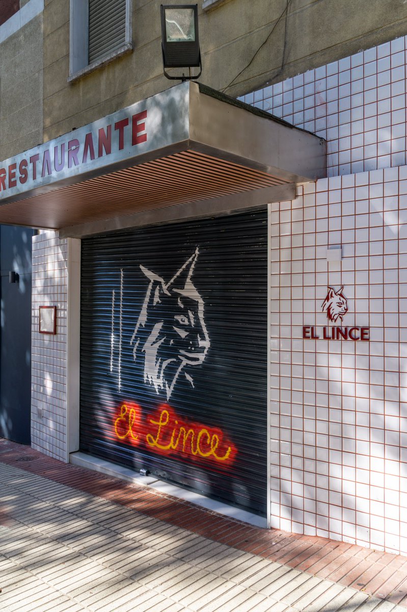 Cada vez que se sube la persiana de El Lince nuestro único objetivo es disfrutar con vosotros.

Reserva 👉🏻 ellincerestaurante.com

#ElLince #food #gastronomia #comida #instafood #foodie #chef #restaurant #instagood #foodlover #foodphotography #JaviEstévez #casquería