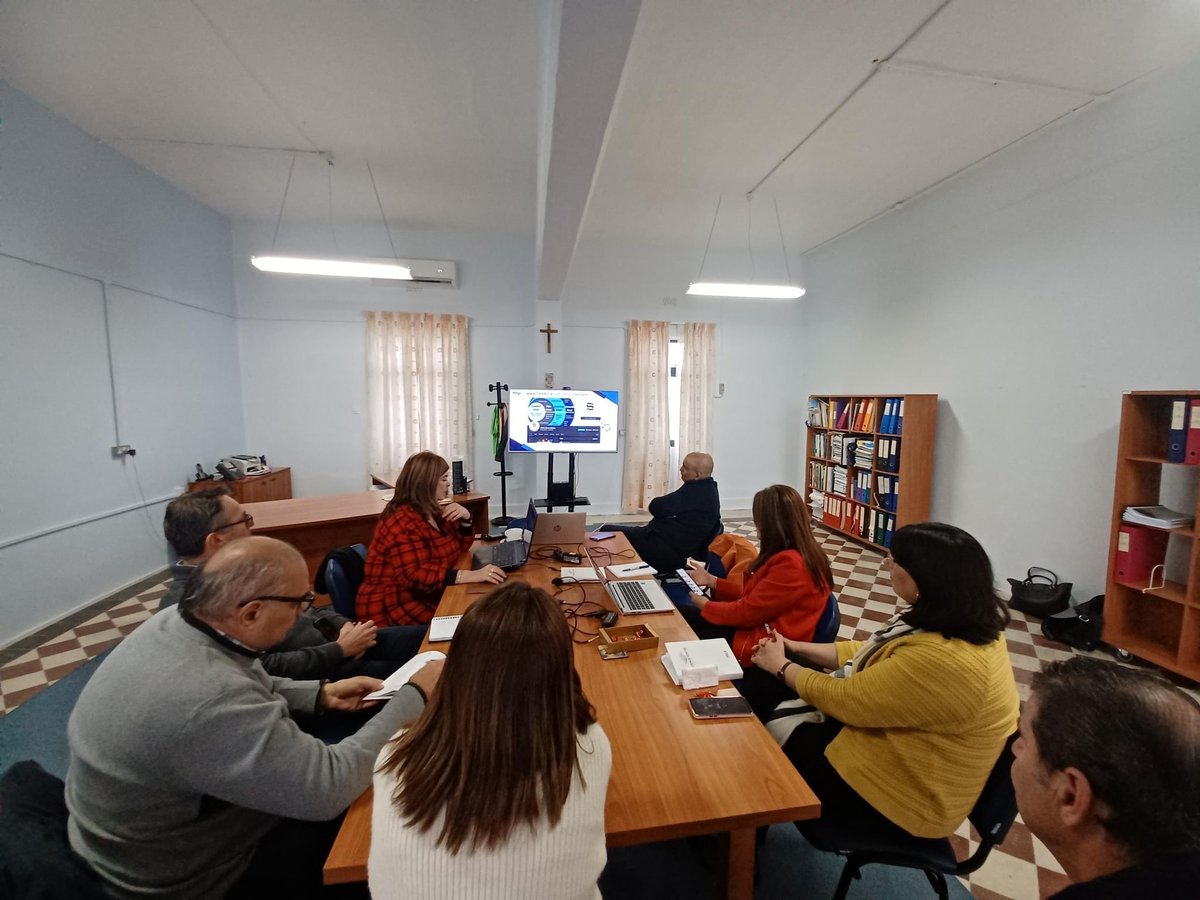 SkillszoneMalta's tweet photo. Yesterday Maryrose, together with Mandy, took part in the meeting at Science Centre in Pembroke. Maryrose had a chance to present our organisation and projects that others might be interested in! 😌

#Meeting #ErasmusPlus https://t.co/3rDL6i1mPM