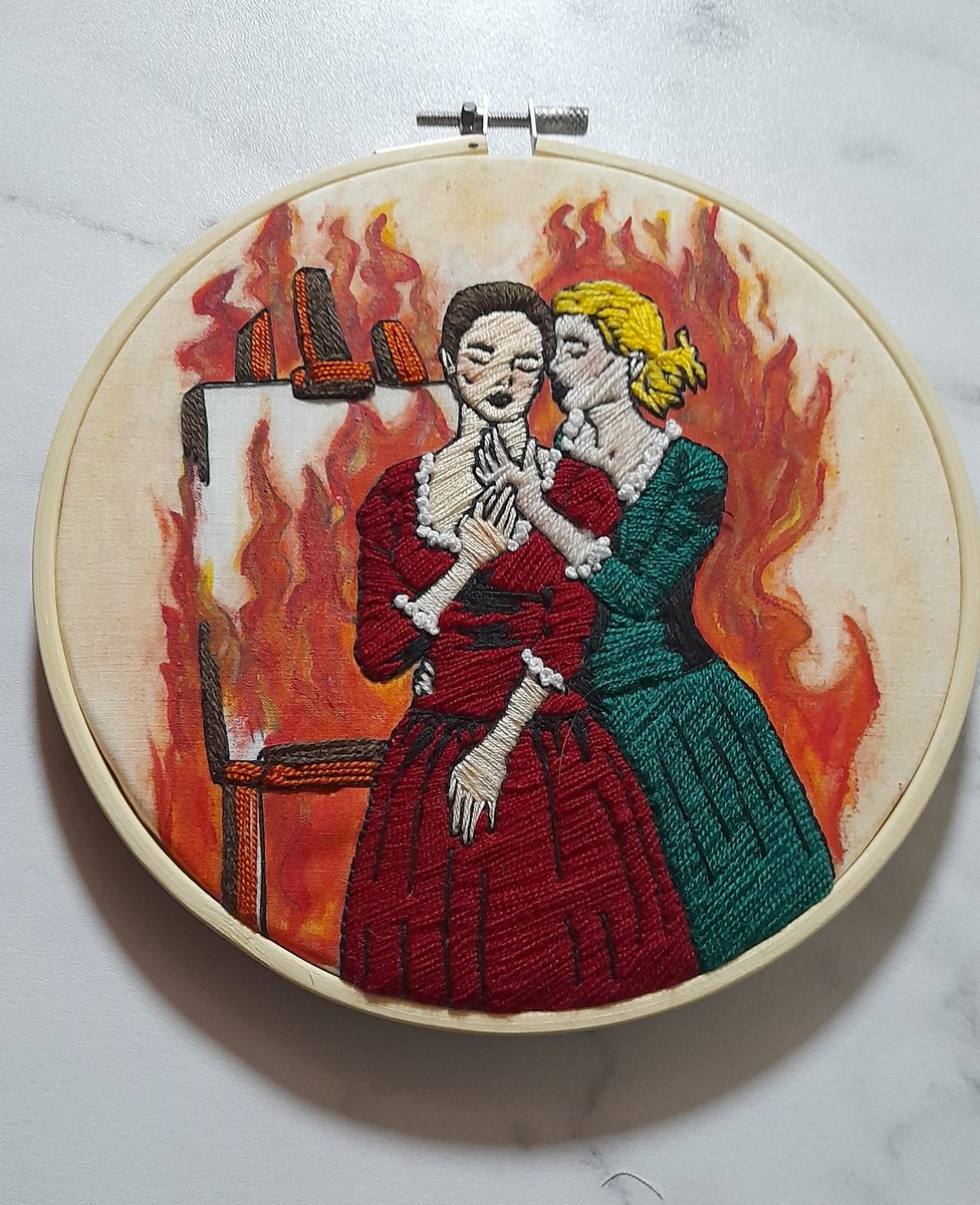 p_ab_li's tweet photo. “En soledad, sentí la libertad de la que hablaste. Pero también sentí tu ausencia”.

Bordado inspirado en la película Retrato de una mujer en llamas. 🧵🪡

#embroidery #queer #movie #gay https://t.co/7truZqcxnE
