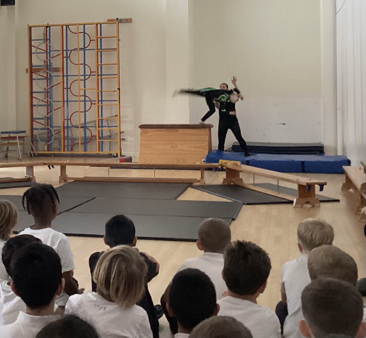 MoorlandsHudds's tweet image. Year 5 have loved learning different gymnastics skills and we enjoyed watching the lunchtime club perform #MPSPE #MPSYEAR5