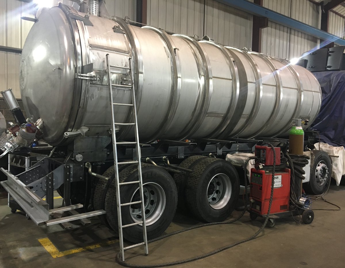 Our NEW medium-flow jetting tanker is coming along nicely in production! We are looking forward to sharing the finished vehicle with you in the coming weeks!